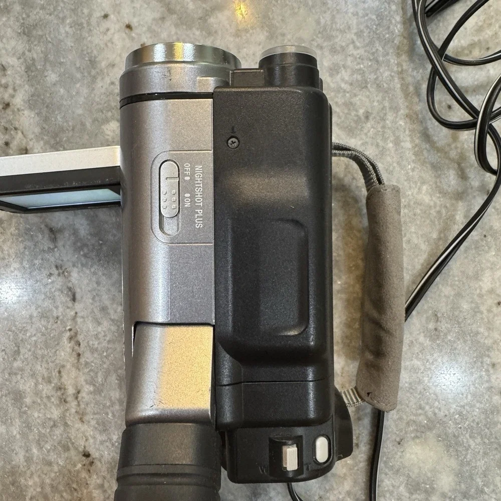 Sony Handycam DCR-TRV280 With Box Manual And Accessories Tested